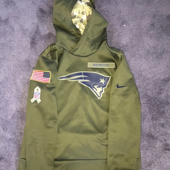 Patriots salute to service sweatshirt - Picture 1 of 2